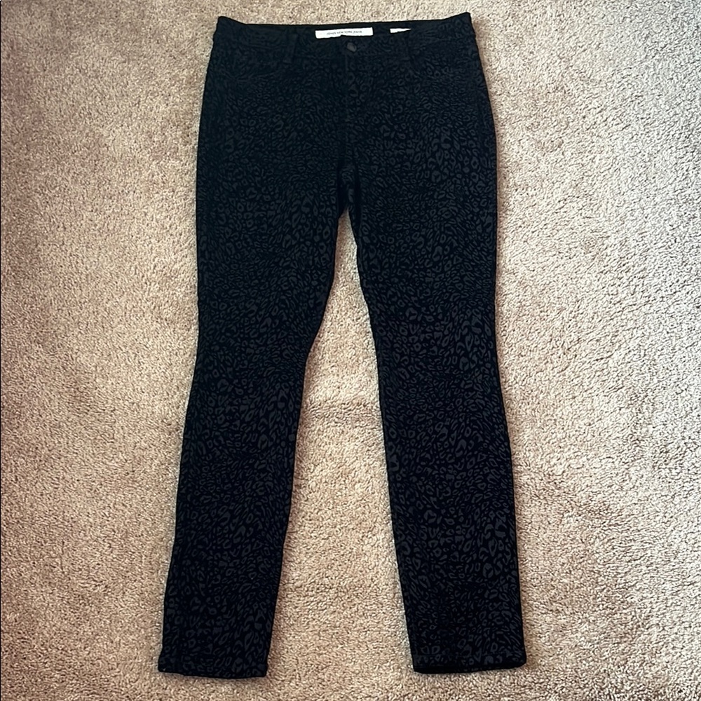 Jones New York Leopard Velvet Jeggings